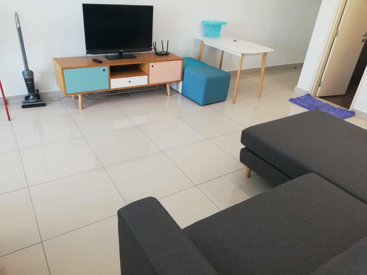 סרי קמבאנגן 2 Carpark Gep 5 Star Hotel Bed & Sofa Studio מראה חיצוני תמונה