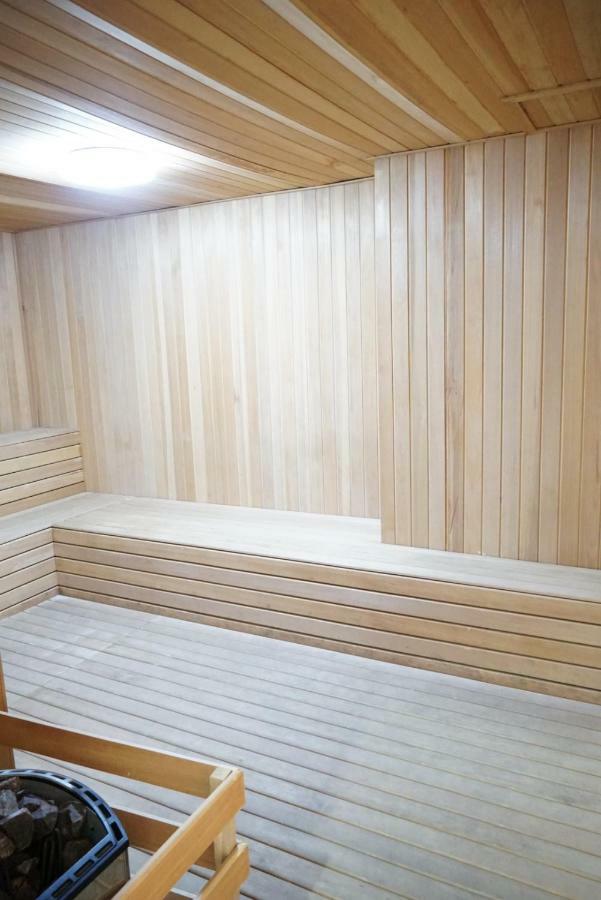 סרי קמבאנגן 2 Carpark Gep 5 Star Hotel Bed & Sofa Studio מראה חיצוני תמונה