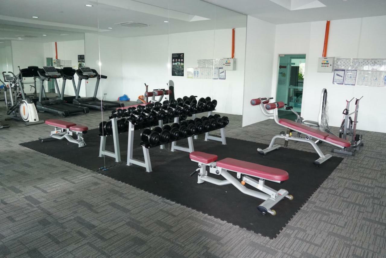 סרי קמבאנגן 2 Carpark Gep 5 Star Hotel Bed & Sofa Studio מראה חיצוני תמונה